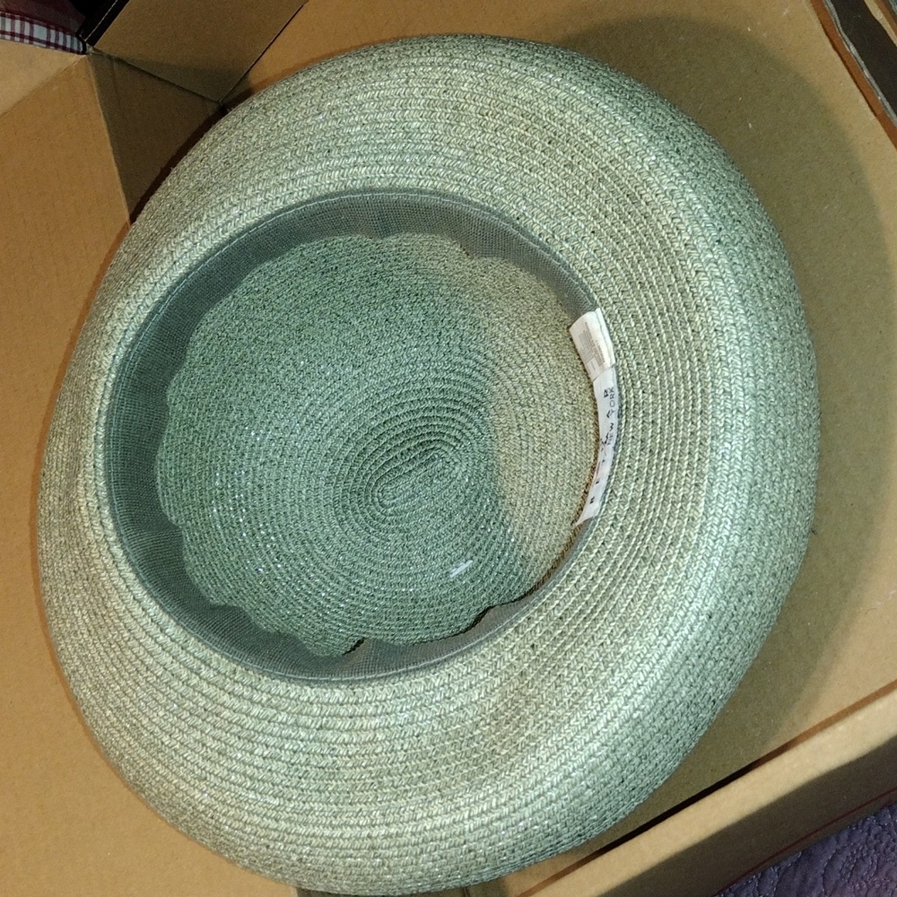 Betmar Green Hat. - Picture 2 of 4